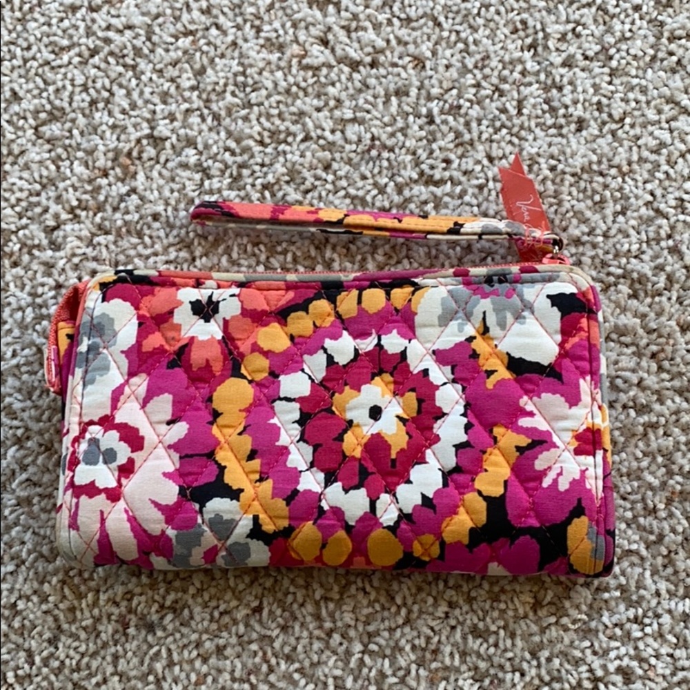 Vera Bradley flower wristlet